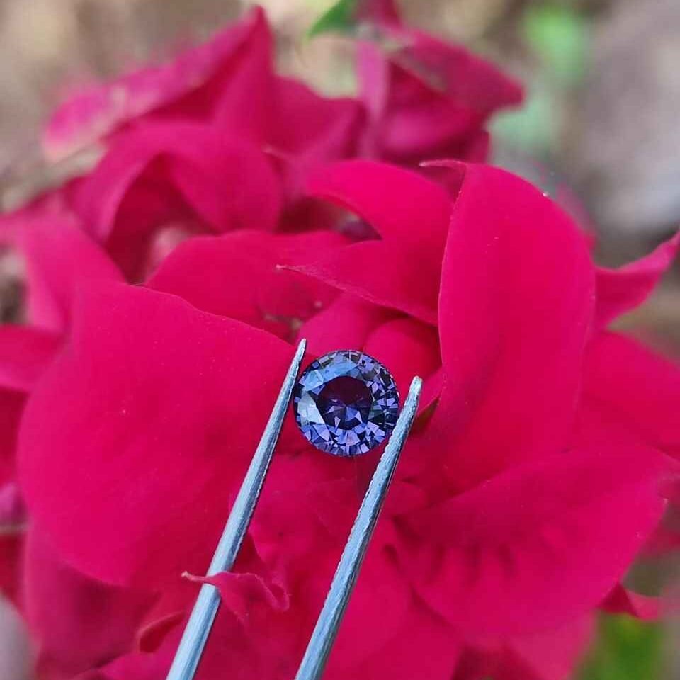 Natural spinel round fron srilanka