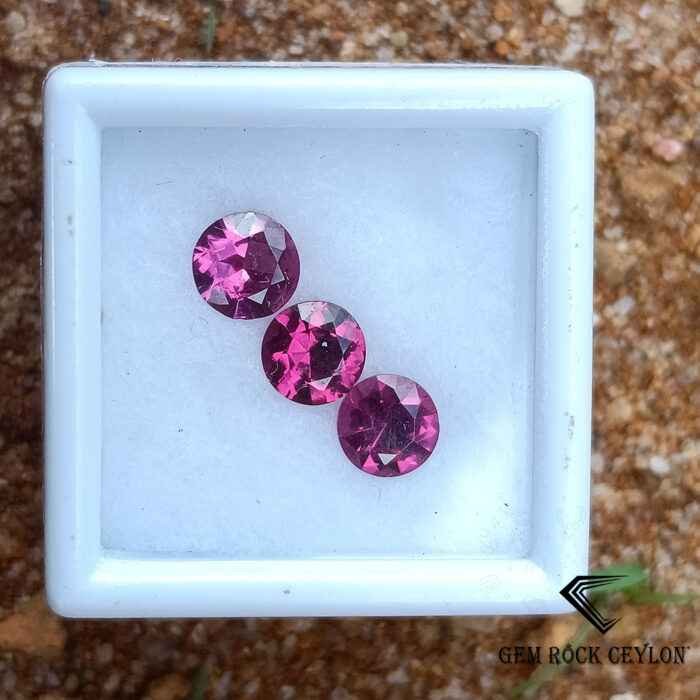 Three Rose Garnets - Image 5