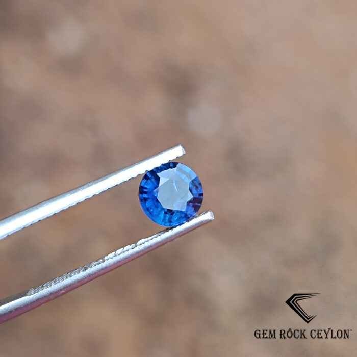 Heated Round Blue Sapphire - Image 2