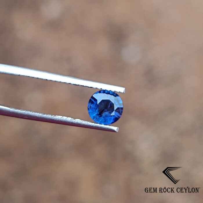 Heated Round Blue Sapphire - Image 3