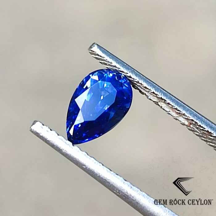 Pear Shape Heated Blue Sapphire - Image 4