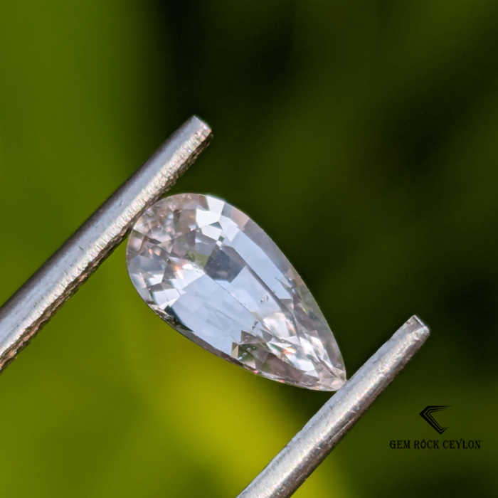 natural unheated white sapphire - Image 3