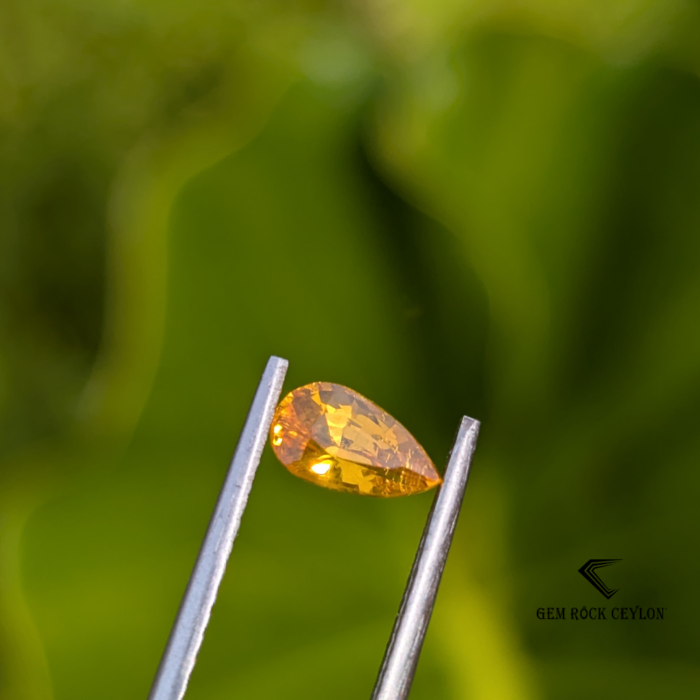 radiant natural yellow sapphire - Image 3