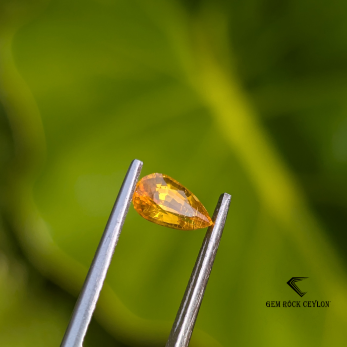 radiant natural yellow sapphire - Image 4