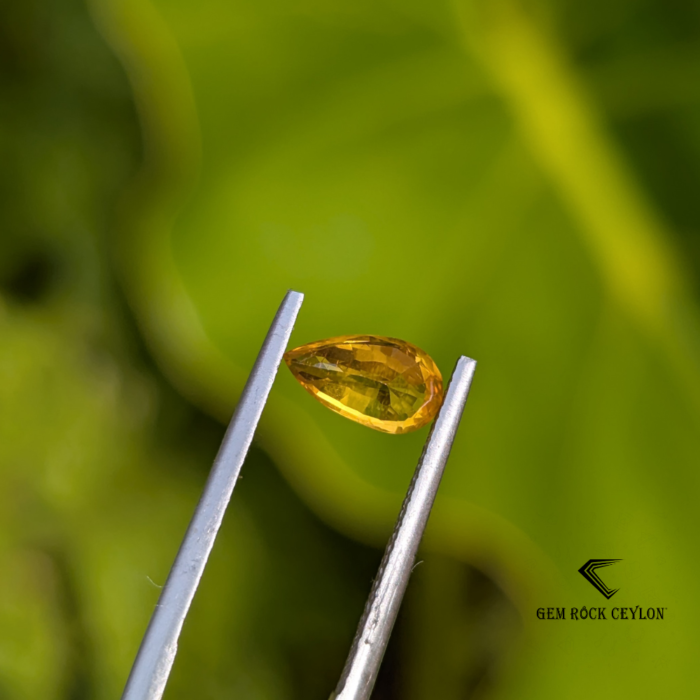 radiant natural yellow sapphire - Image 2