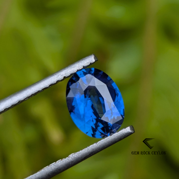 Natural Royal Blue Sapphire - Image 2