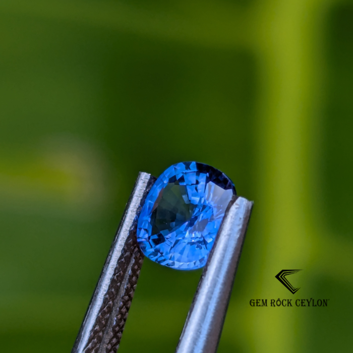 Natural Blue sapphire - Image 6