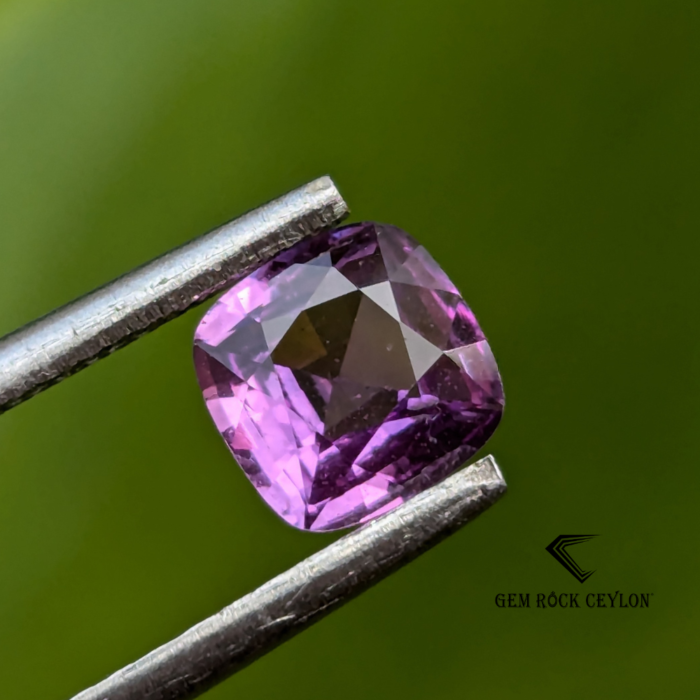 Natural purplish pink sapphire - Image 6