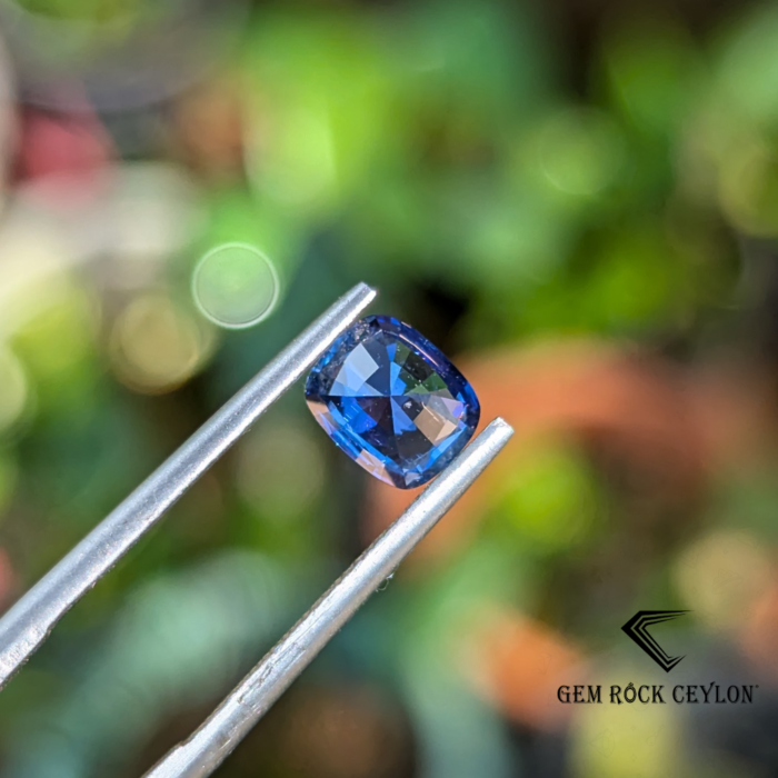 Natural Blue Sapphire - Image 2