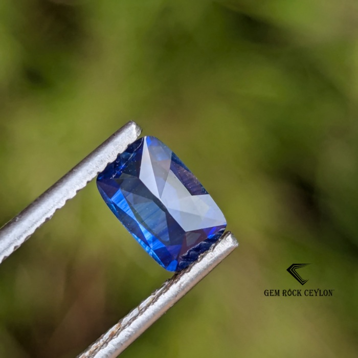 Cornflower Blue Sapphire - Image 4