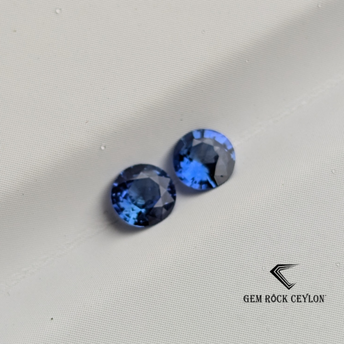 Natural Blue Sapphire Pair - Image 3