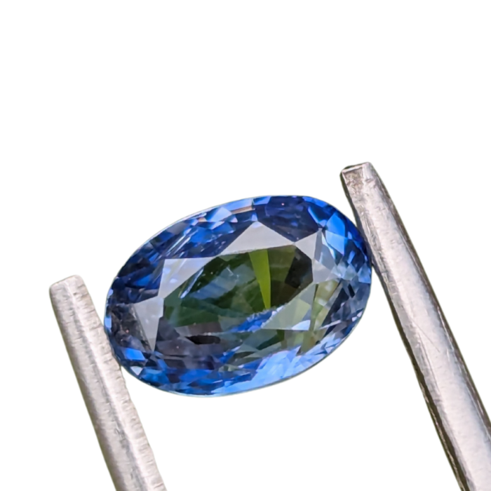 Natural bicolor sapphire