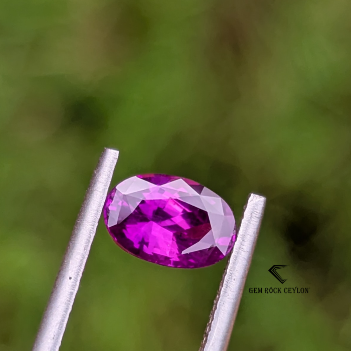 Natural unheated pink sapphire - Image 2