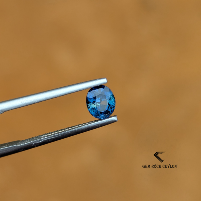 natural bicolor sapphire - Image 4