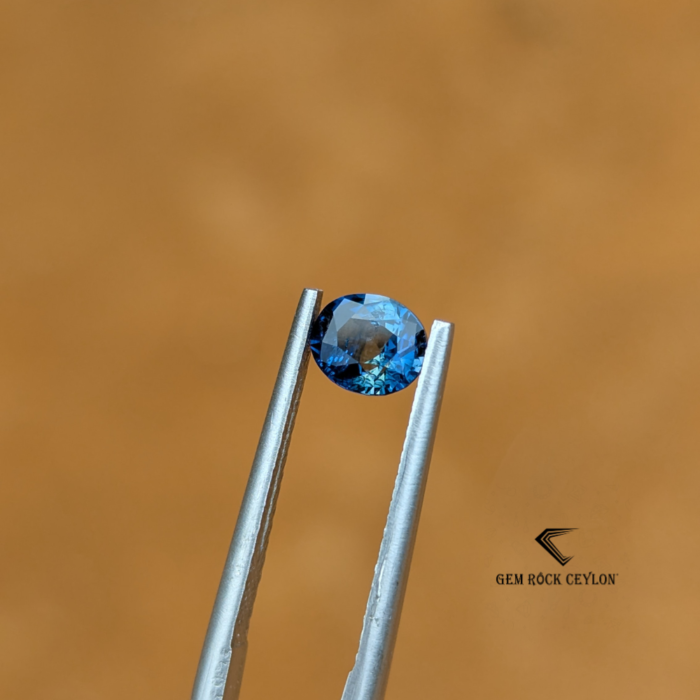 natural bicolor sapphire - Image 2