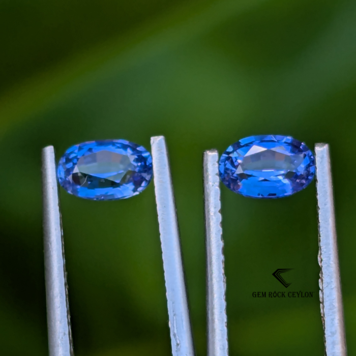 unheated blue sapphire pair - Image 2