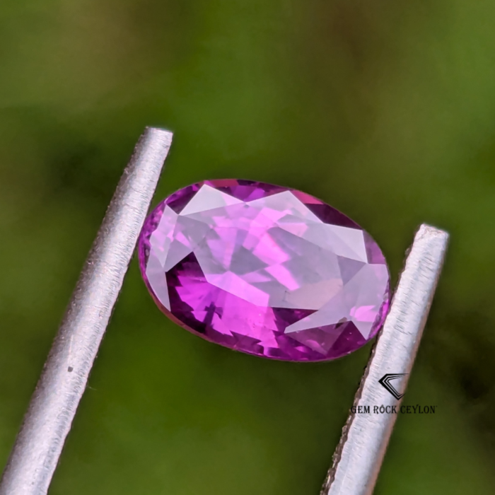 Natural unheated pink sapphire - Image 4