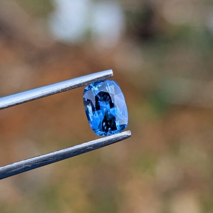 Natural Blue Sapphire - Image 4