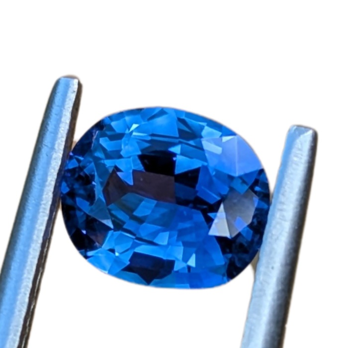 natural blue sapphire from Sri Lanka