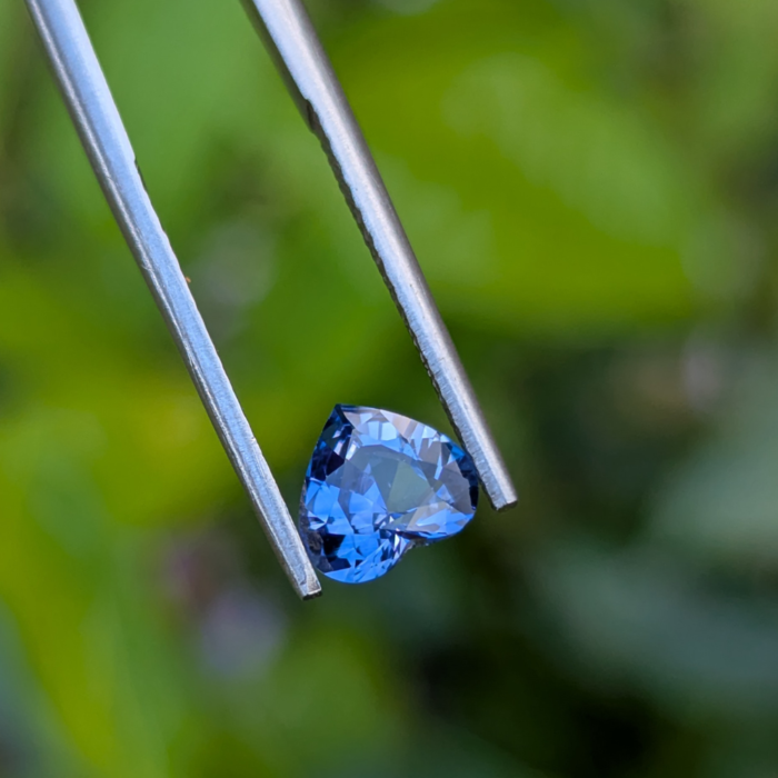 Natural Blue Sapphire - Image 3