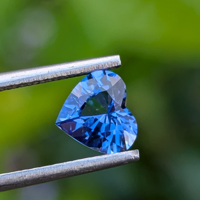 Natural Blue Sapphire - Image 4