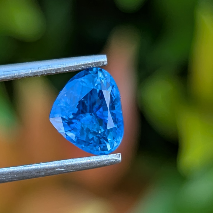 Natural Cornflower Blue Sapphire - Image 5