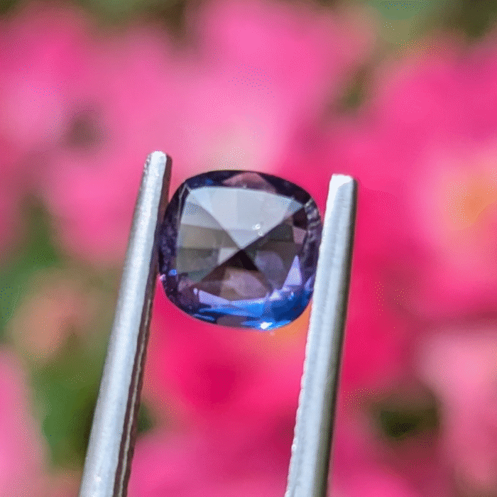 Natural Bicolor Sapphire - Image 5