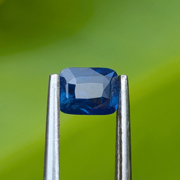 Natural Royal Blue Sapphire - Image 3