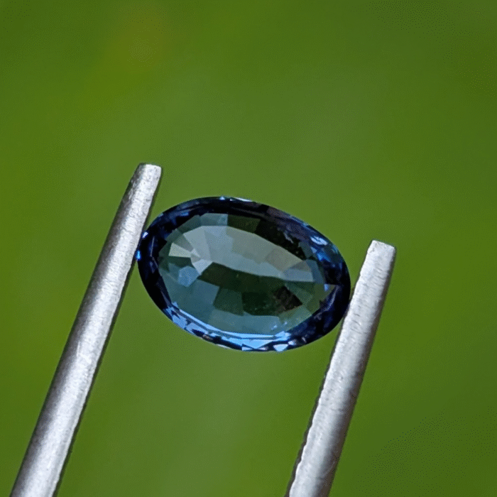 Natural Cornflower Blue Sapphire - Image 4