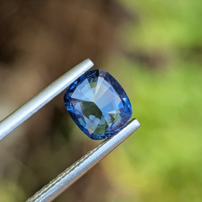 Natural Cornflower Blue Sapphire - Image 5