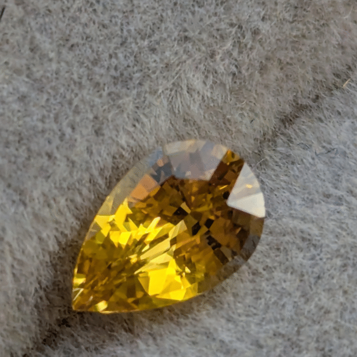Natural Golden Yellow Sapphire - Image 3