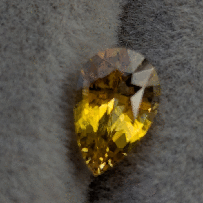 Natural Golden Yellow Sapphire - Image 6