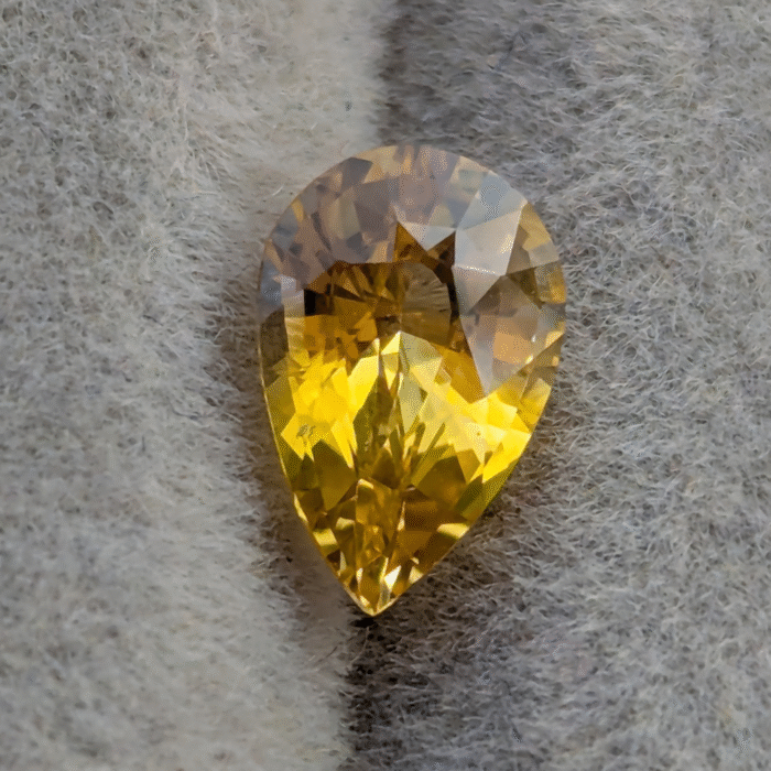 Natural Golden Yellow Sapphire - Image 5